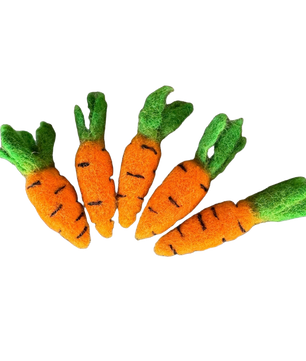 FELTED CAT TOY CARROTS