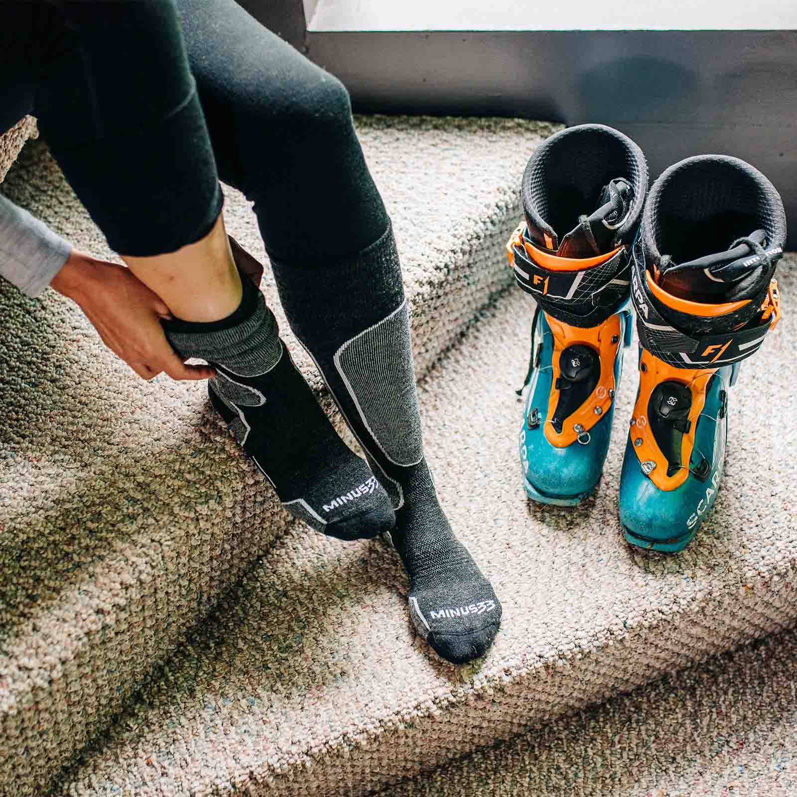 Lightweight - Over The Calf Wool Snowboard Socks Mountain Heritage Elite