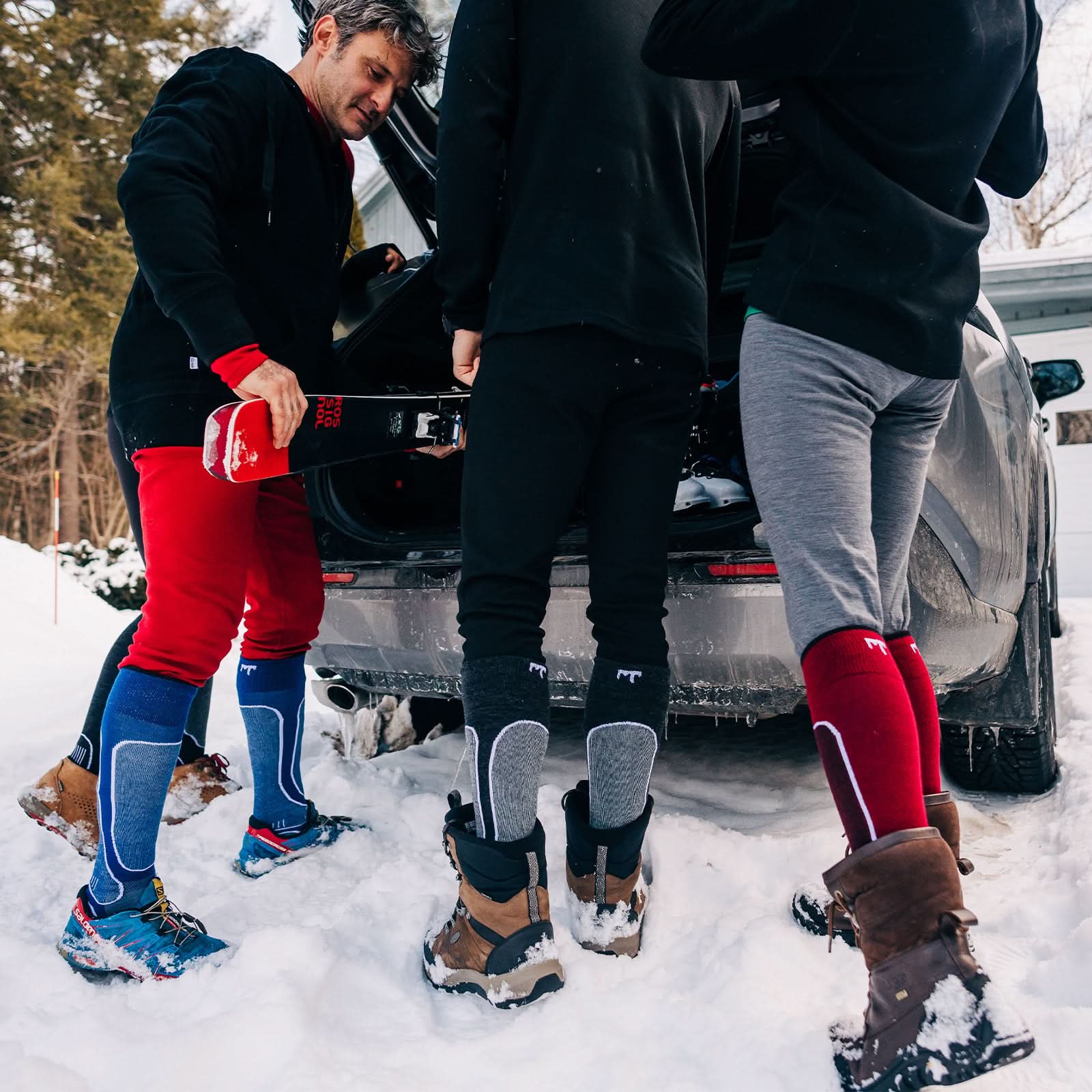 Light Cushion - Over The Calf Wool Snowboard Socks Mountain Heritage Elite